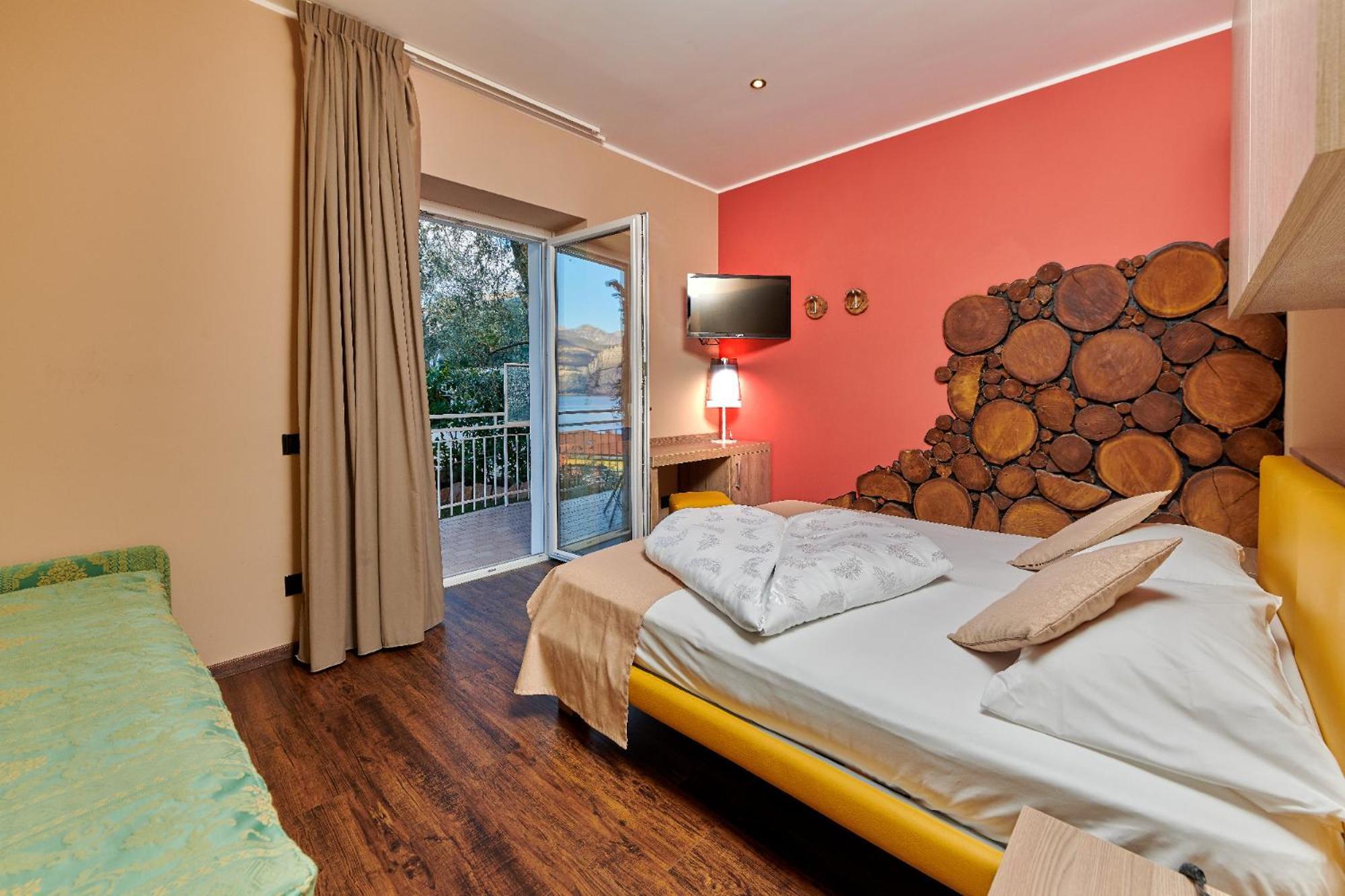 ברנצונה סול גארדה Hotel Eden חדר תמונה