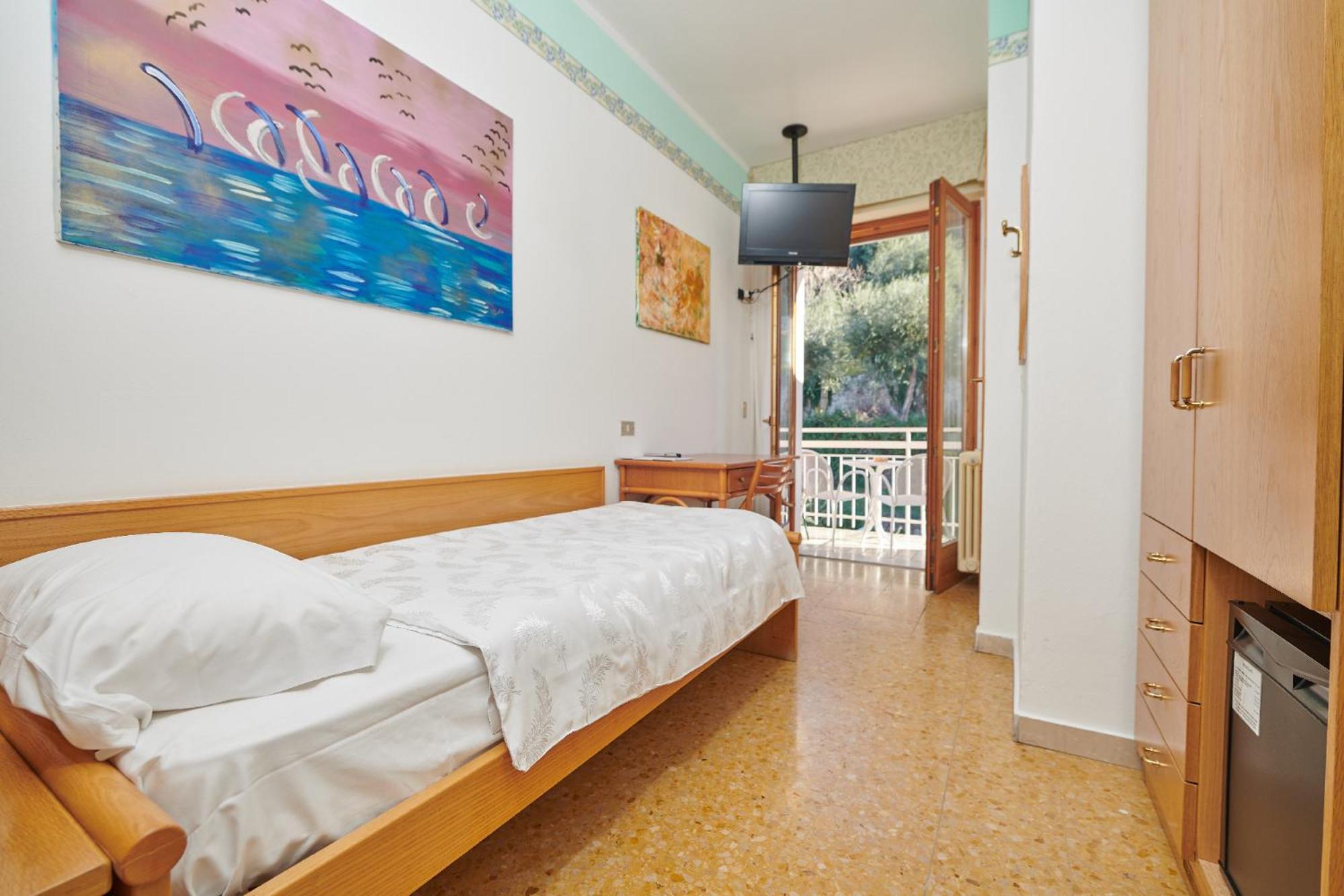 ברנצונה סול גארדה Hotel Eden חדר תמונה